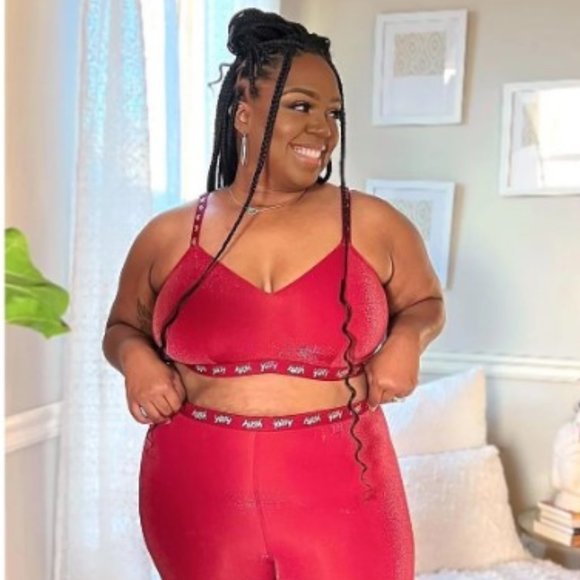 🆕 YITTY (Fabletics) Spotlight Shaping Bralette - Picture 1 of 13